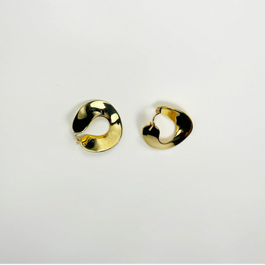 twisted oval hoop earrings